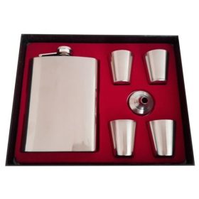 Flaska szett 4 pohárral, kiöntővel